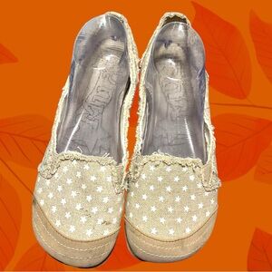 Mudd Chatter Women’s Size 9.5M Flats